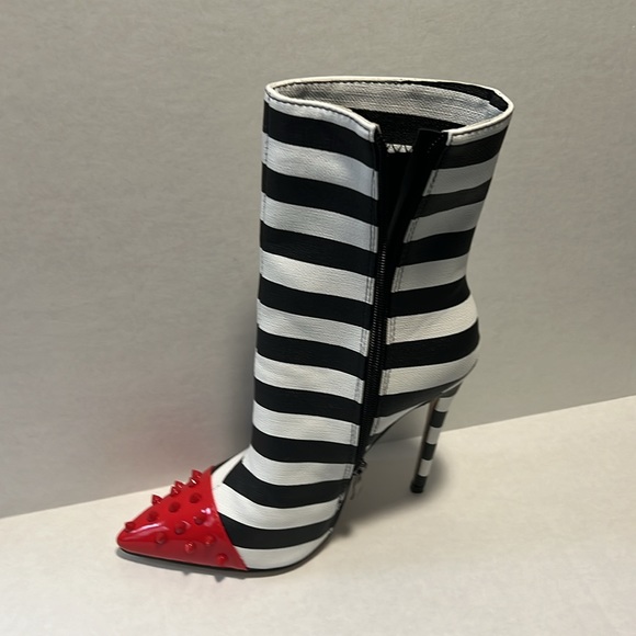 Boot 👢 - Picture 5 of 6